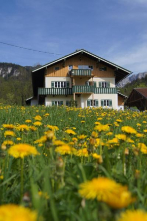 Гостиница Landhaus Perllehen  Берхтесгаден